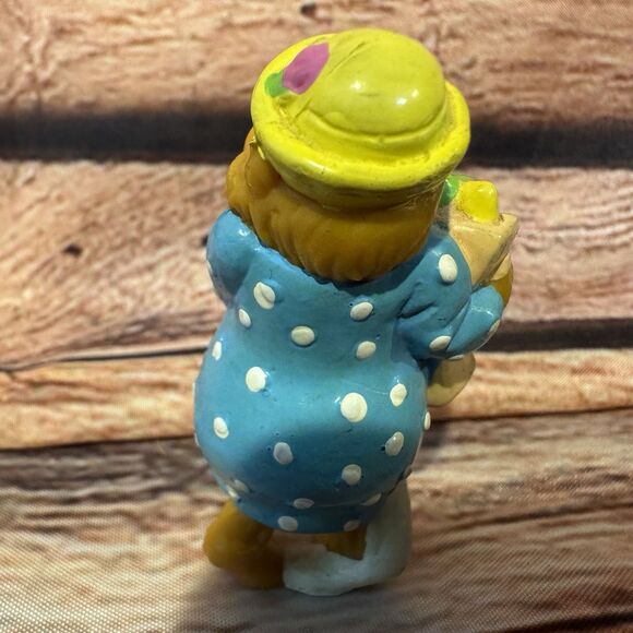 Berenstain Bears Mama Bear With Groceries PVC Figure Toy Blue Dress Applause - Picture 3 of 7
